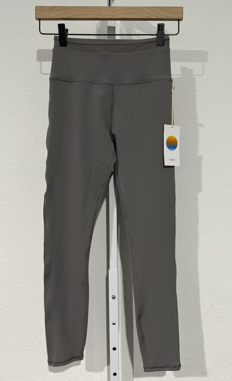 Vuori Women’s Hot Mesh Legging Smoke Size XS New $118